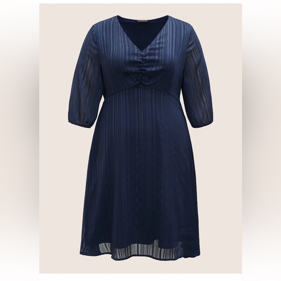 BloomChic Plus Size XL Textured Chiffon Mesh Patchwork Ruched Dress us 14-16 - Picture 6 of 8